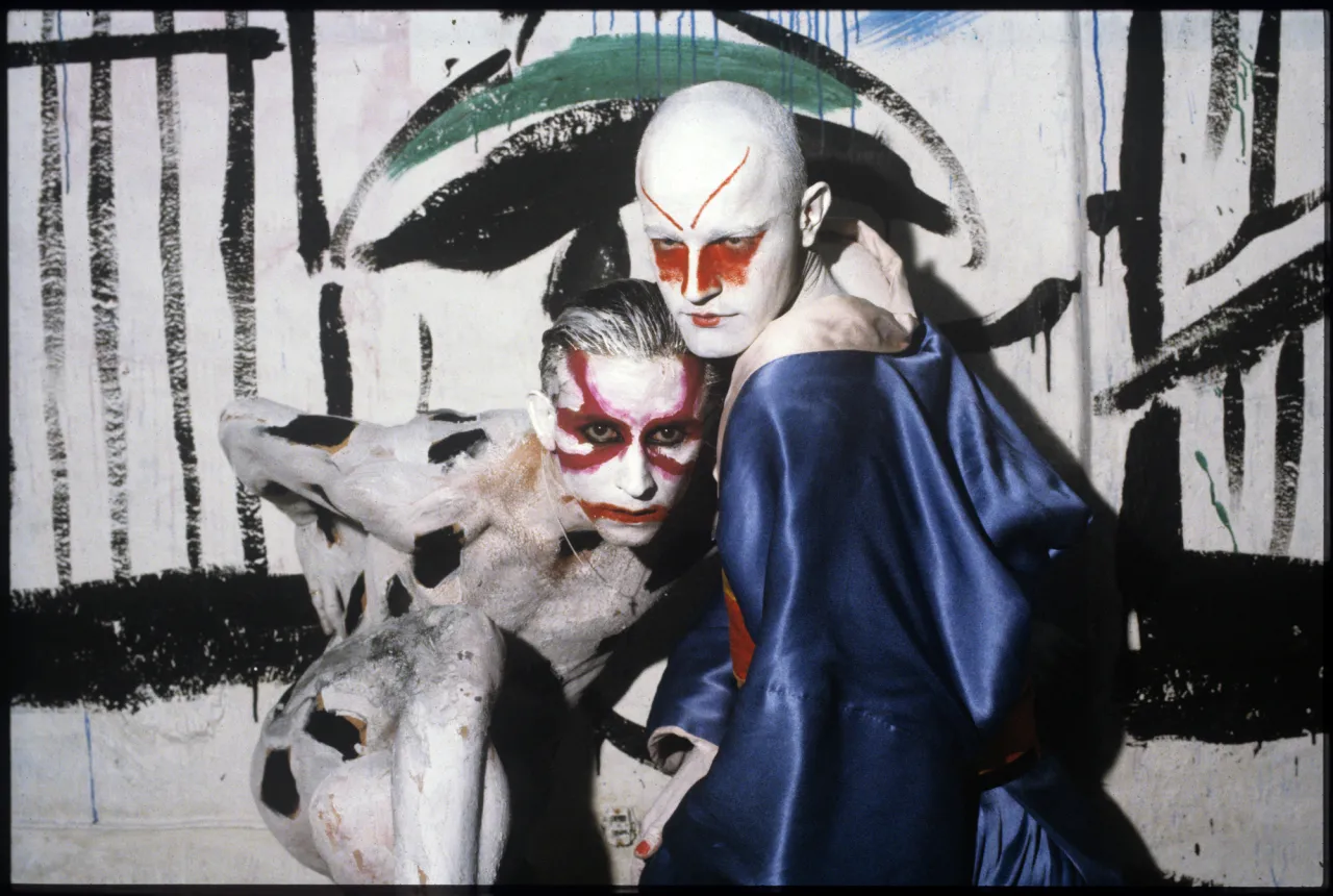 Luciano Castelli & Salomé, The Bitch And Her Dog, 1981. Photo on aluminium (Photo taken with self-timer), 260 × ca. 320 cm