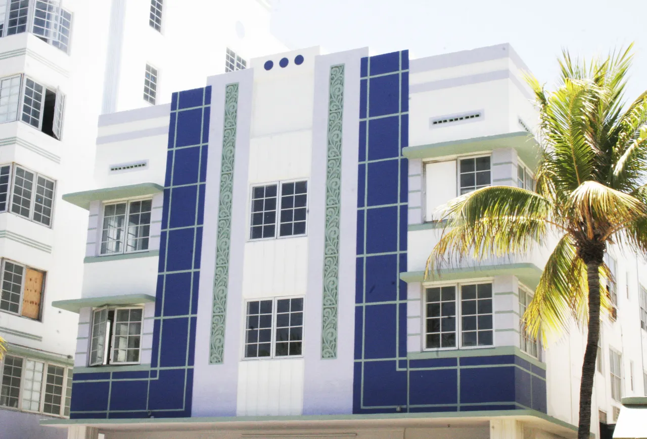 Imperial Hotel, South Beach. Image courtesy of Jenny Steele