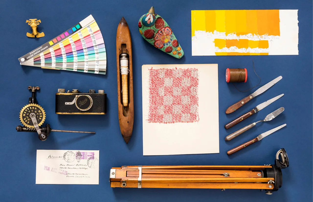 Artefacts from The Josef and Anni Albers Foundation, Bethany, CT. © 2016 The Josef and Anni Albers Foundation/Artists Rights Society (ARS), New York. Courtesy David Zwirner, New York/London