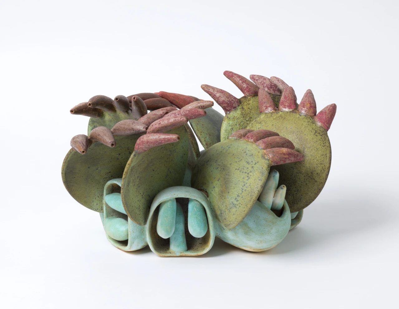 Beate Kuhn, Kakteenkranz, 2008 Stoneware, white body, thrown, assembled 21 x 38 x 34 cm Courtesy Die Neue Sammlung – The Design Museum. Photo: Die Neue Sammlung (A. Laurenzo)