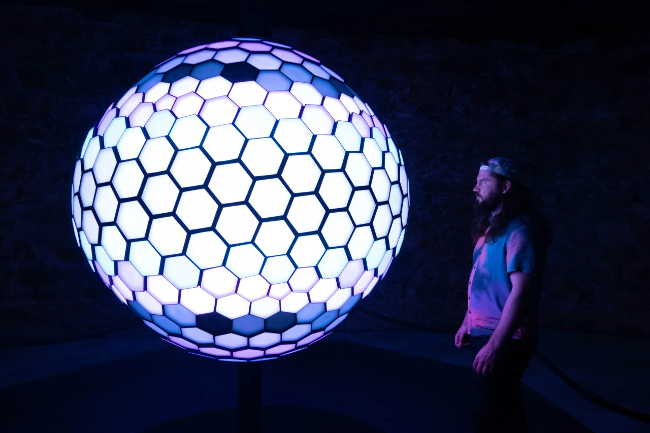 Morph by Australian multimedia studio [mentl.Lab](https://mentl.net/)