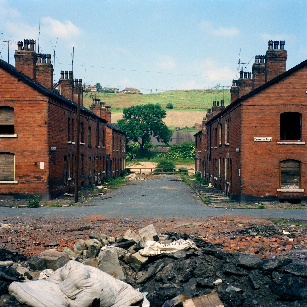 Meanwood Road off Cliffdale Road © Peter Mitchell courtesy RRB Photobooks