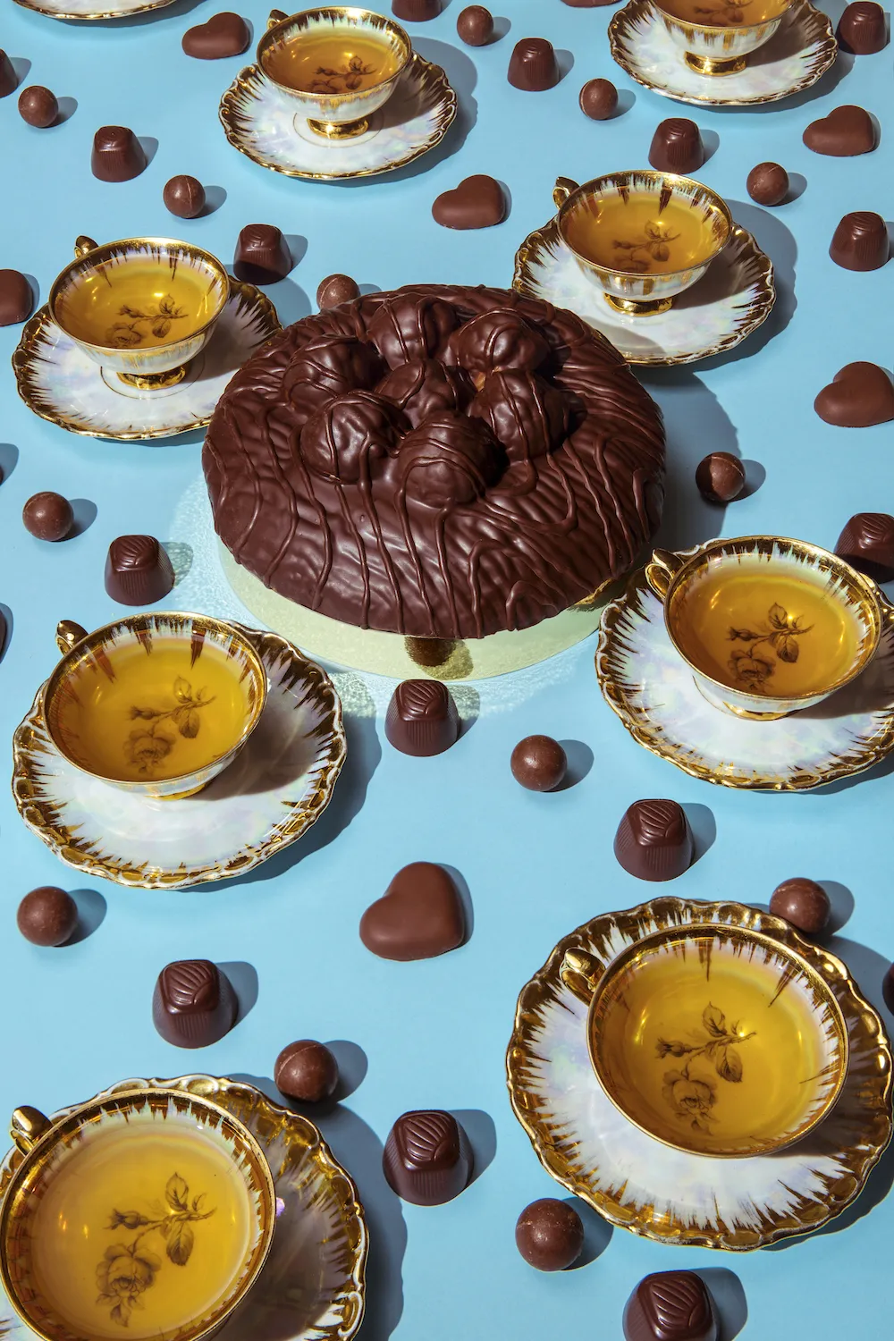 Queen Elizabeth II / Chocolate and Tea - © Dan Bannino