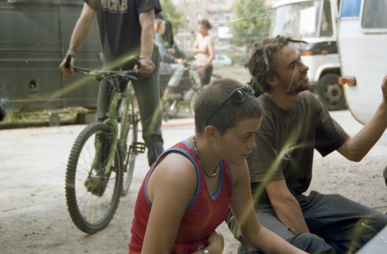 Seana, Mariannenplatz site, Berlin 1996 © Seana Gavin