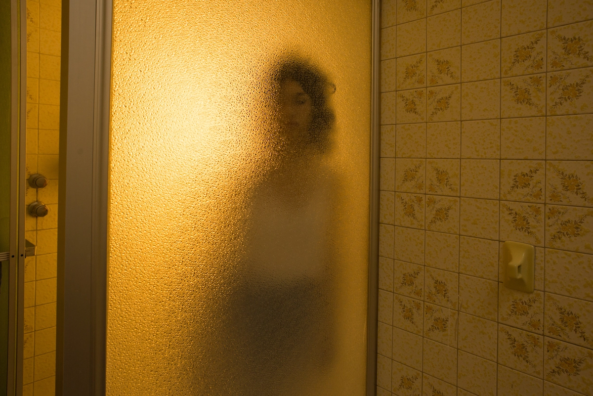 Franco Klein, Yellow Tiles, (self-portrait), 2017