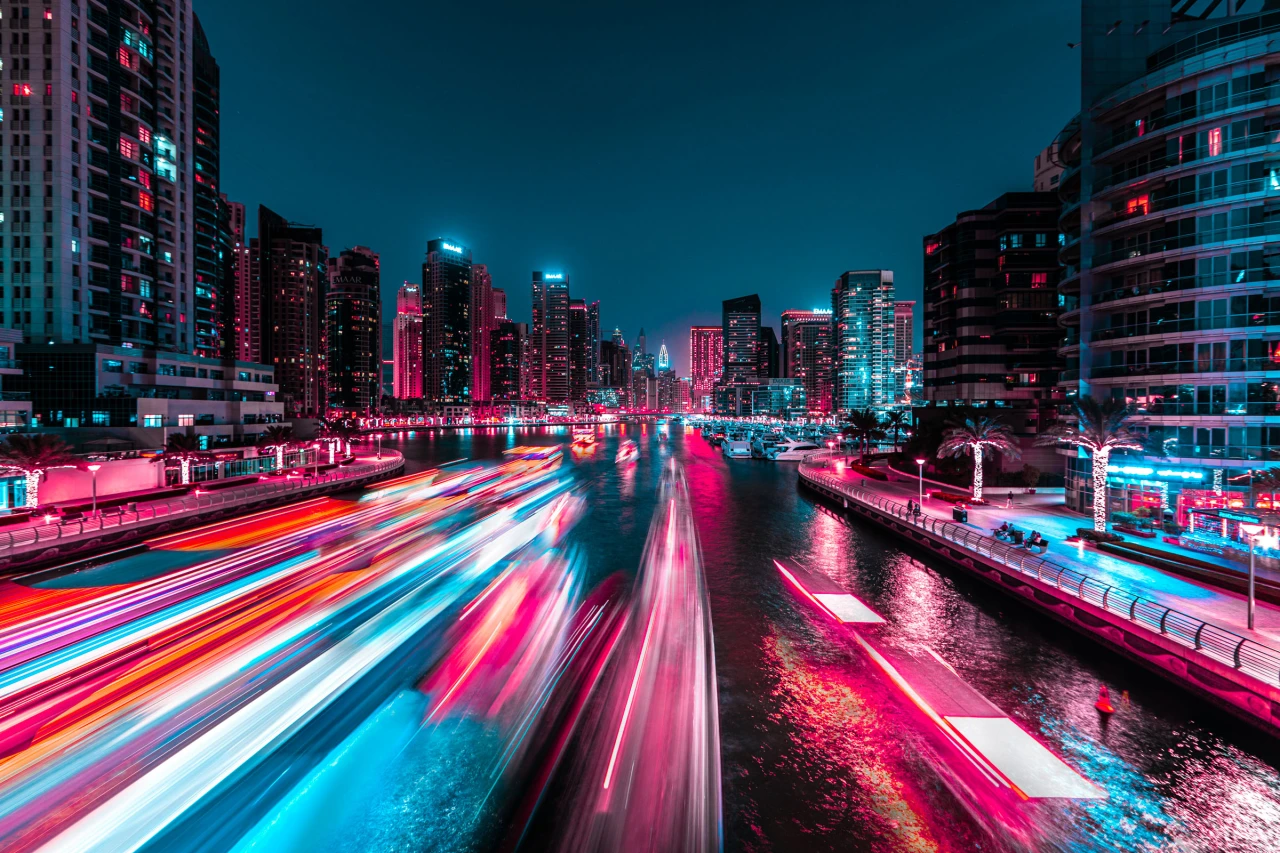 From the series, Dubai Glow © Xavier Portela