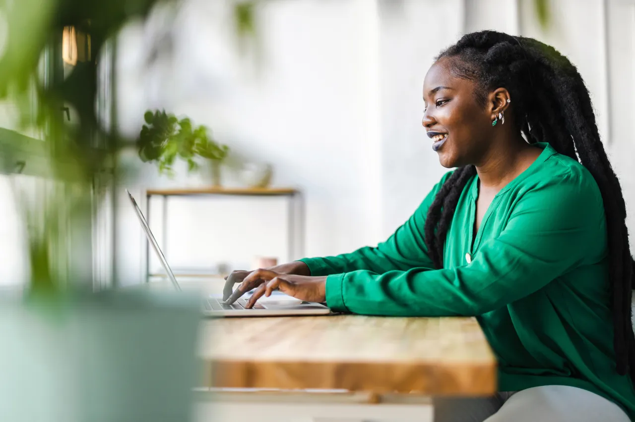 Our community's advice for junior creatives. Image licensed via Adobe Stock