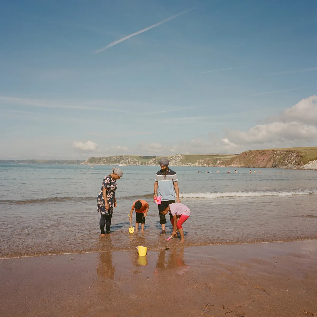 Bhupinder Singh _ Family, Bigbury on Sea (2017) - Suki Dhanda