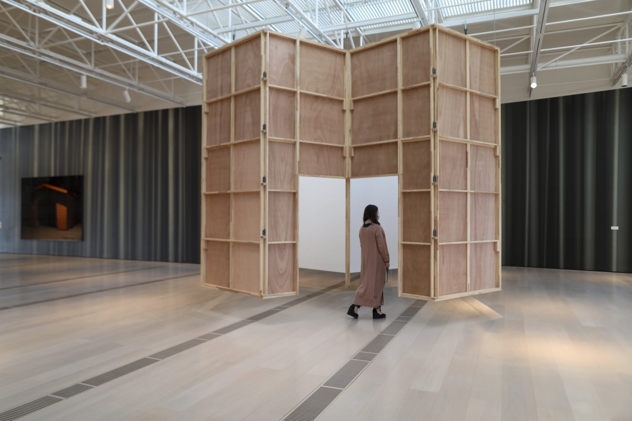 Thomas Demand: Mundo de Papel. Centro Botín, Installation view. Photo: Belen de Benito