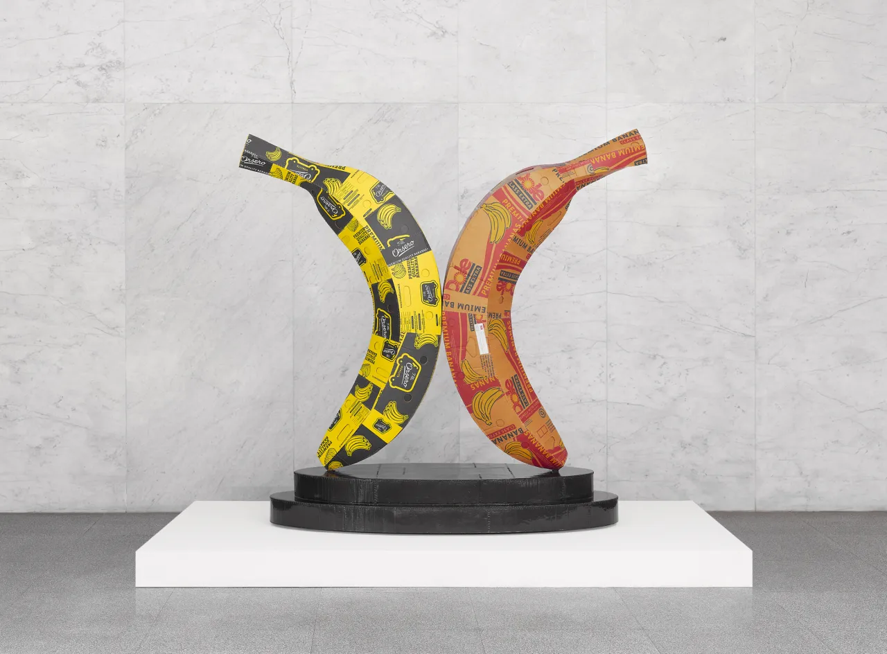 Jebila Okongwu, Banana Sculpture No. 17 (2013), BAnana Boxes, fishing line, foam, resin and wood, 180x184x62cm