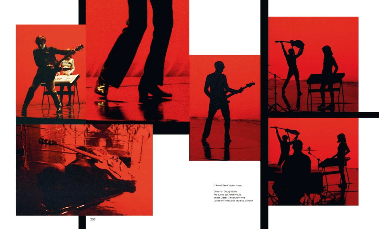 Pulp Montage – ‘Like a Friend’ video shoot – Pinewood Studios – Feb 1998. Photography by Paul Burgess.