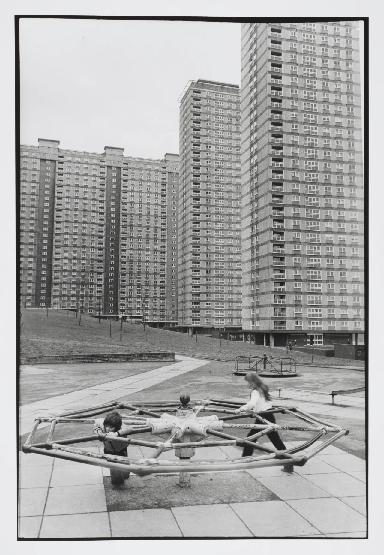 Larry Herman, Red Road Flats; Glasgow, 1974-76 (printed 2015) Silver gelatine print, 42.60 x 29.70 cm © Larry Herman Collection: National Galleries of Scotland
