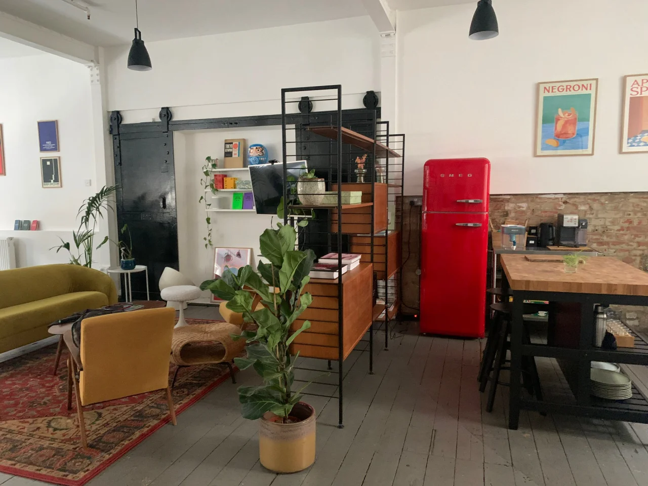 Office of [monopo](https://monopo.co.jp). Image courtesy of the studio.