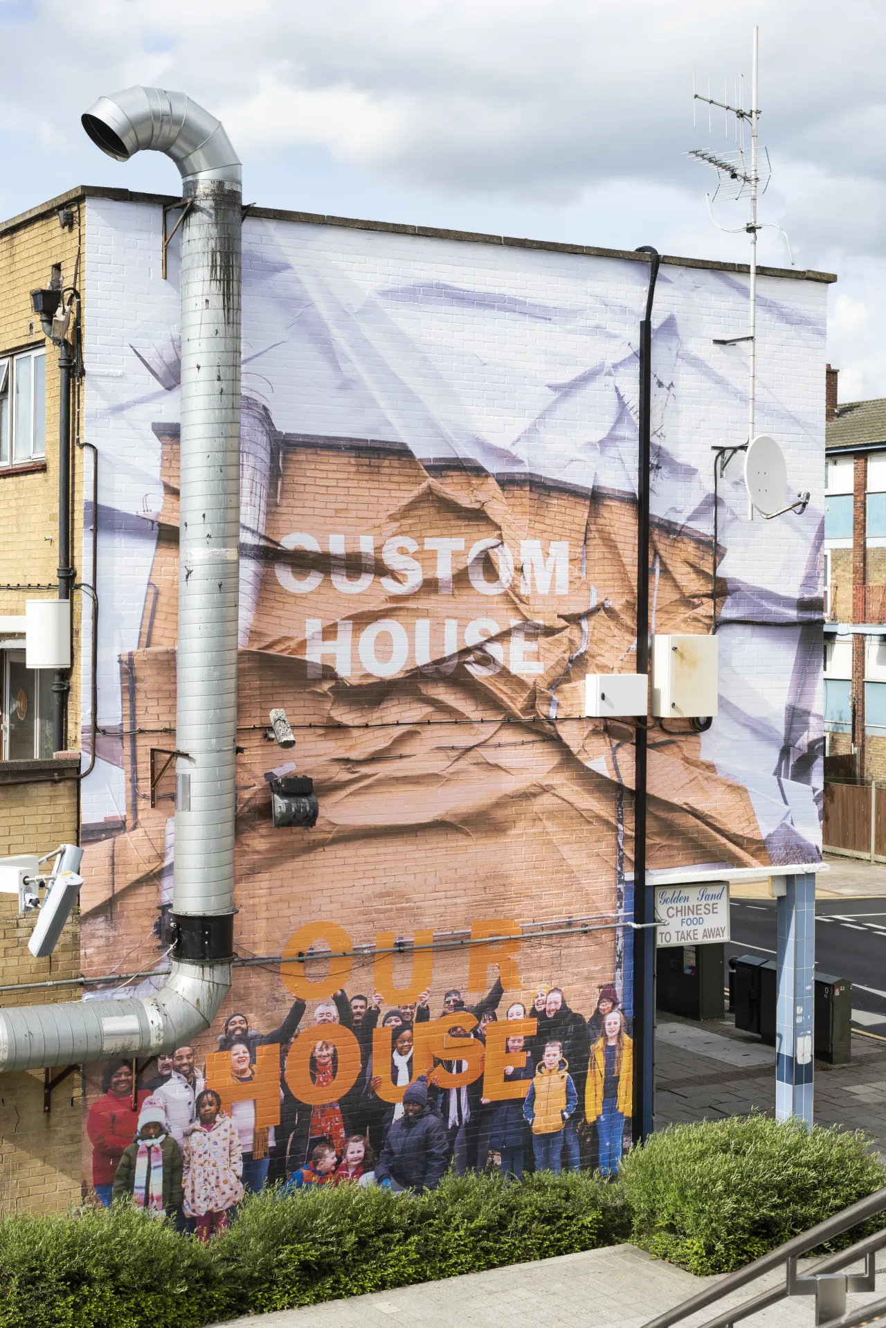 Custom House Is Our House, 2019, Jessie Brennan (Part of the year-long series Making Space) Commissioned by the Royal Docks Team, a joint initiative by the Mayor of London and the Mayor of Newham. Produced and curated by UP Projects. Photo by Thierry Bal