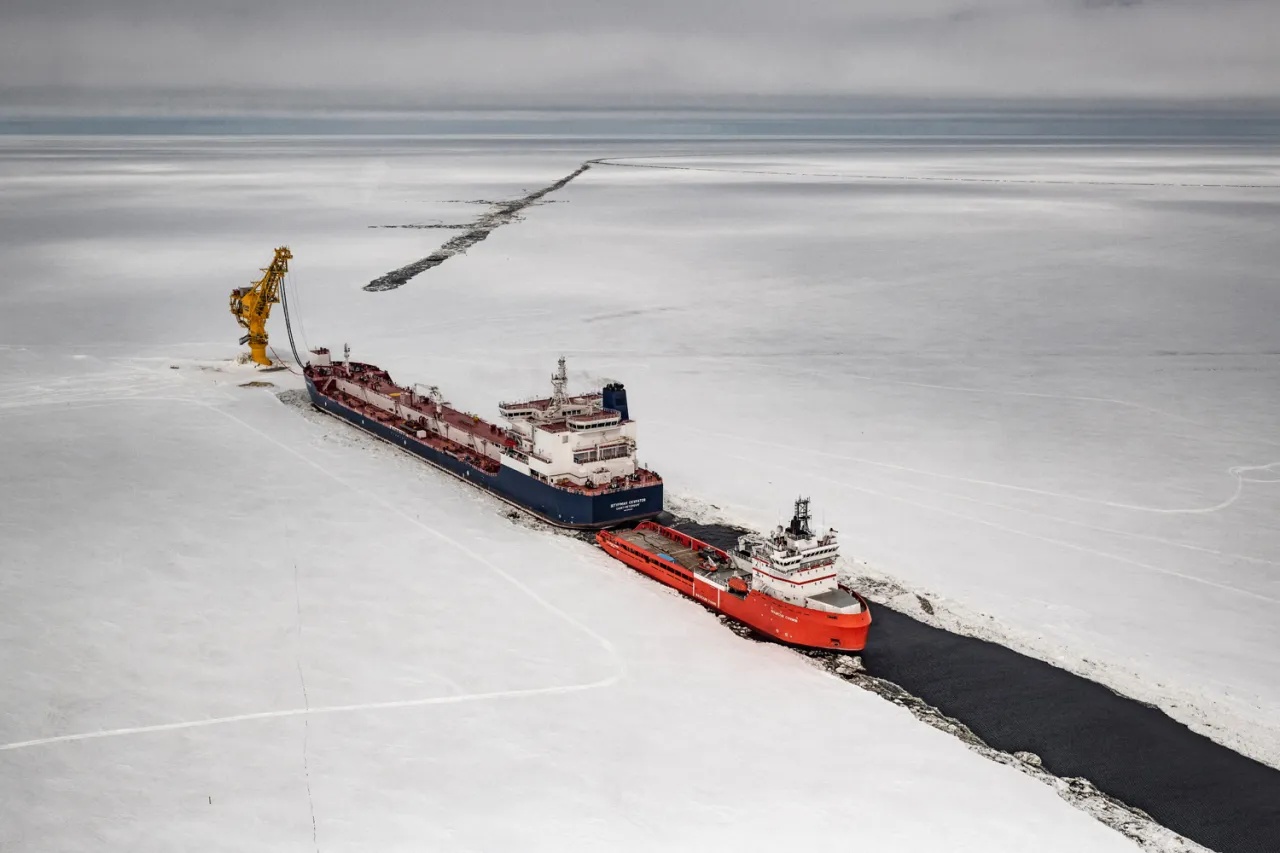 Cape Kamenny, Yamal Peninsula, Russia, May 2018. © Yuri Kozyrev – NOOR for Fondation Carmignac