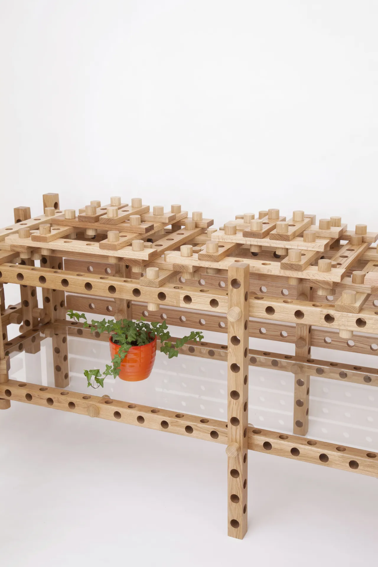 Play Sideboard