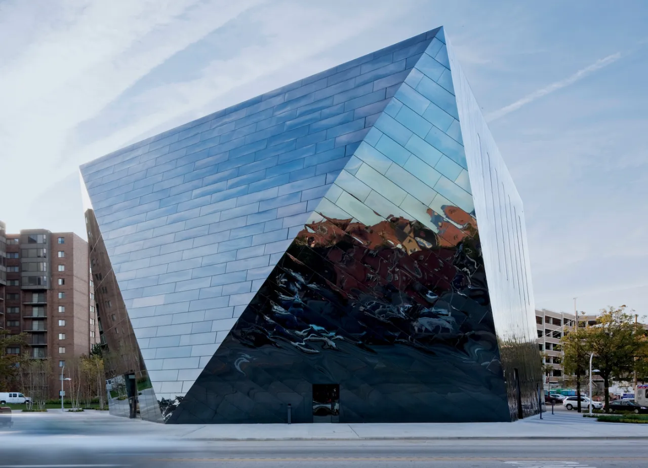 Museum of Contemporary Art Cleveland, Cleveland, Ohio, USA, 2012, Farshid Moussavi. Picture credit: Dean Kaufman (page 41)