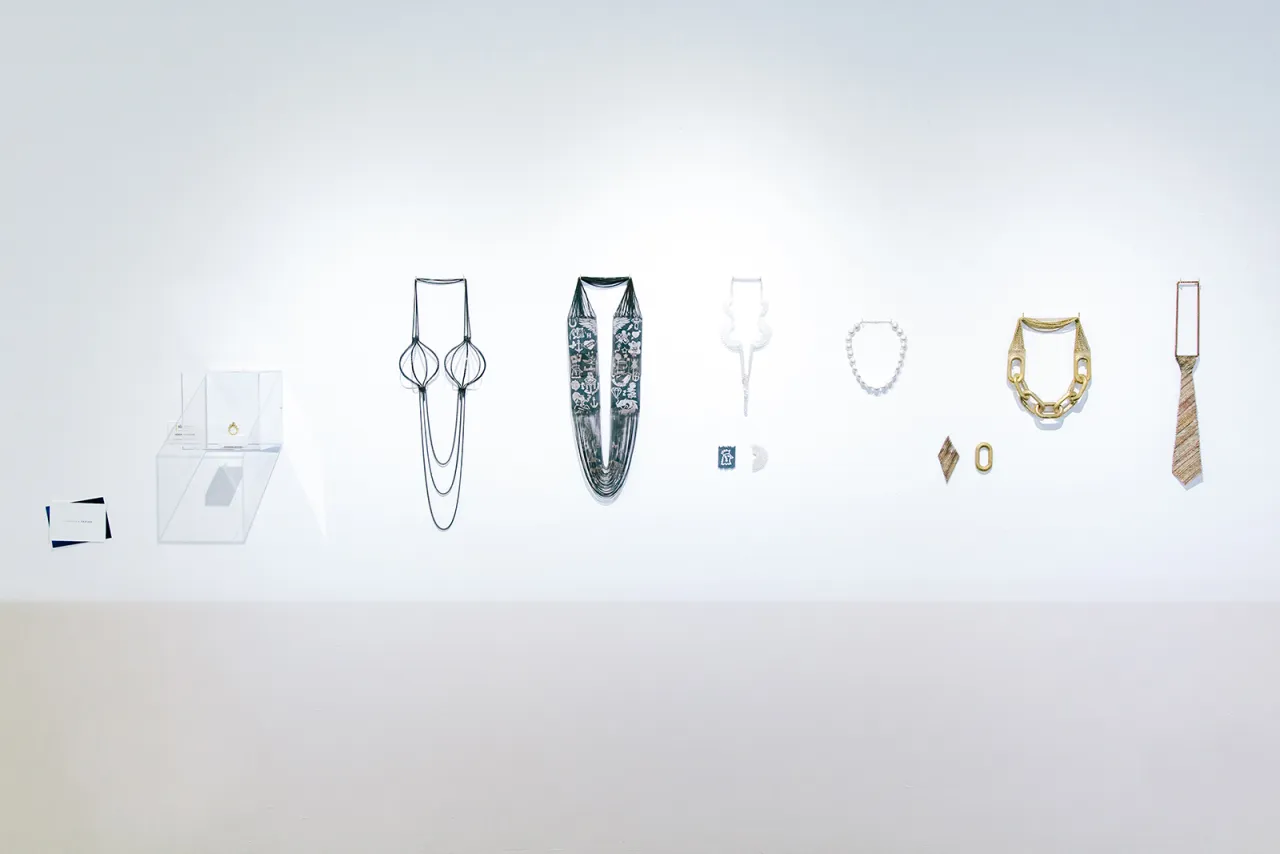 Chains For An Average Woman, Veronika Fabian. Photography by [Vic Phillips](https://www.singlemaltteapot.com/)