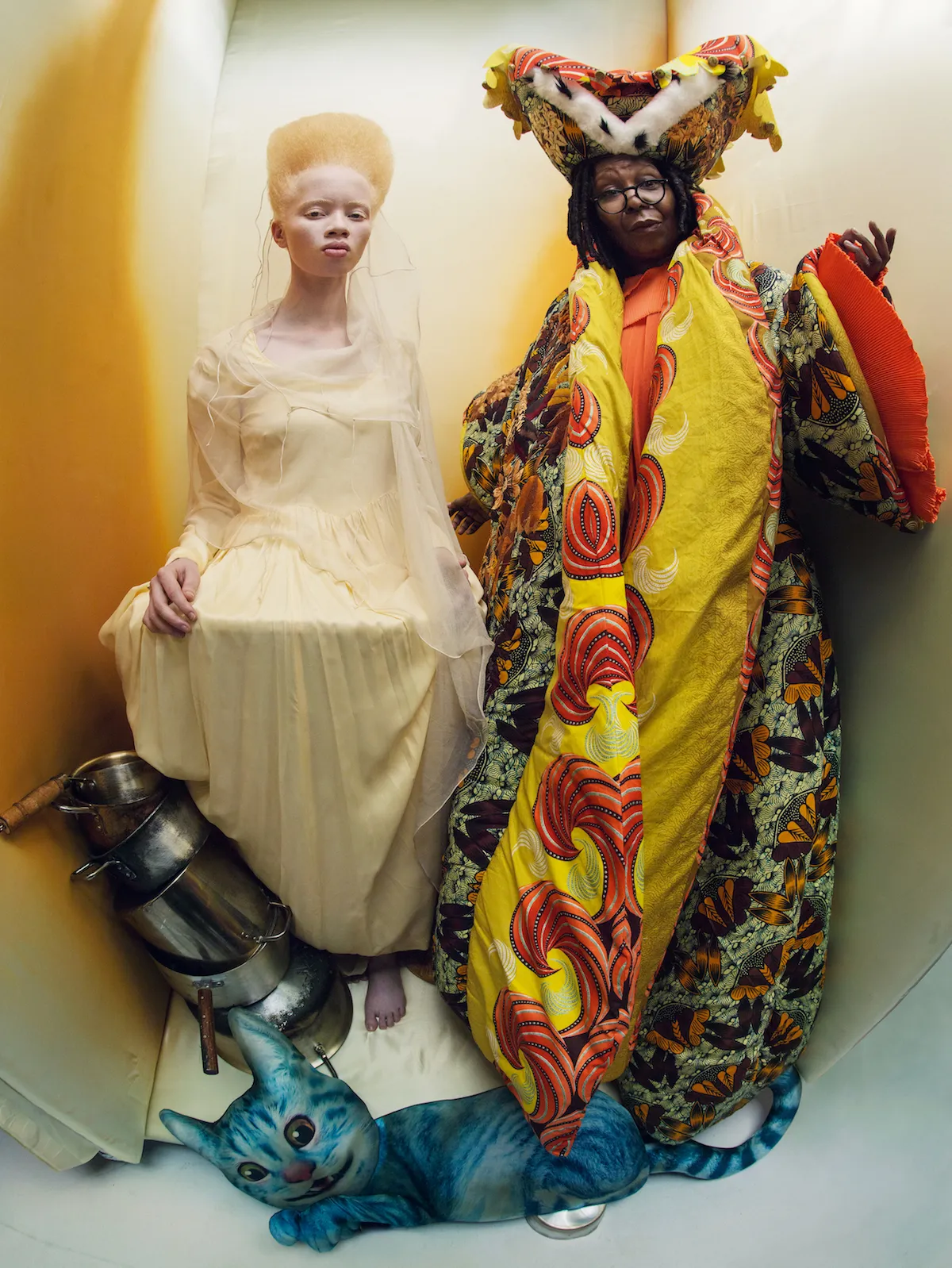 Whoopi Goldberg and Thando Hopa as The Royal Duchess and Princess of Hearts