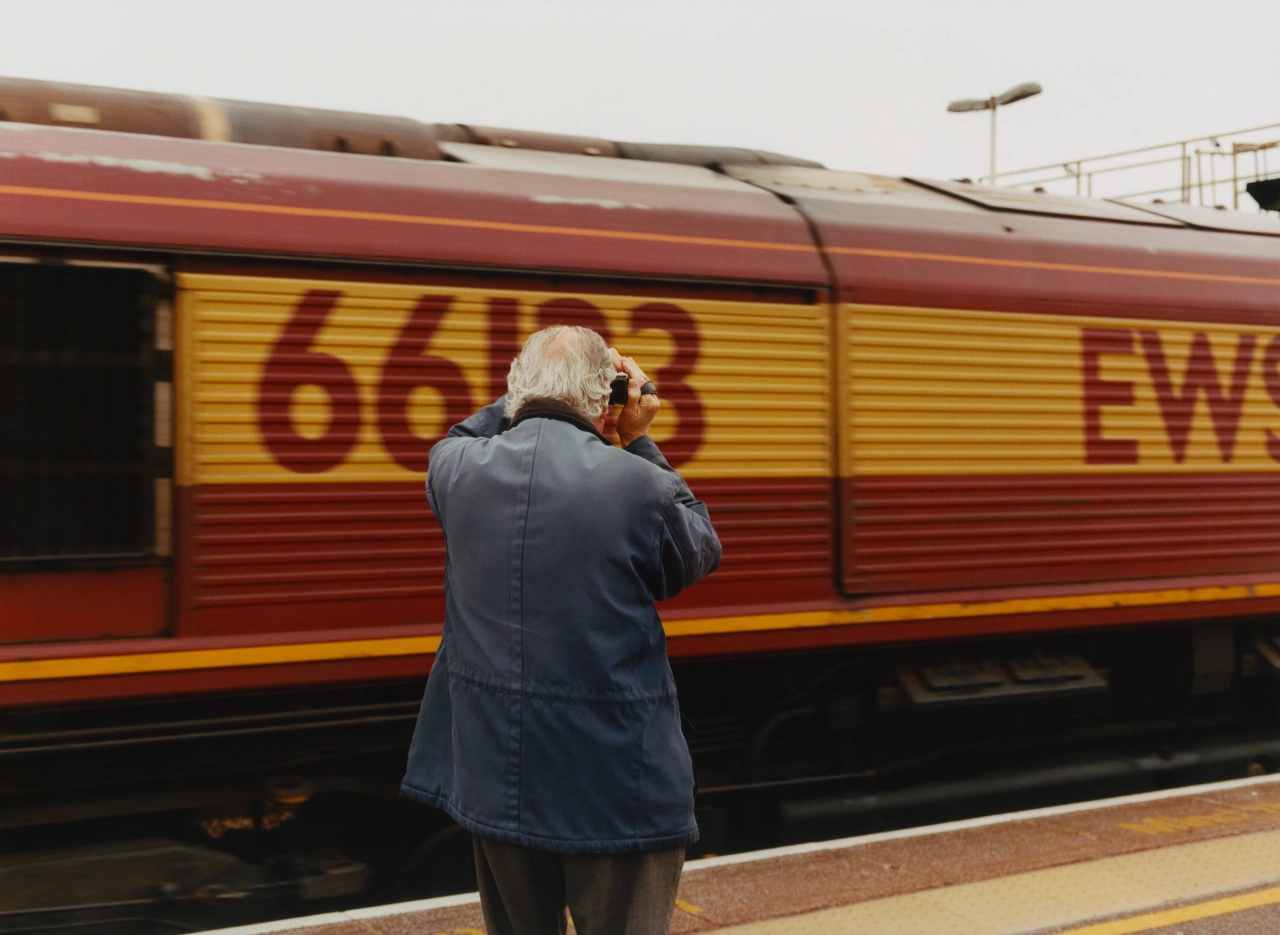 Filming a class 66 freight engine at Clampham Junction © Freddie Miller