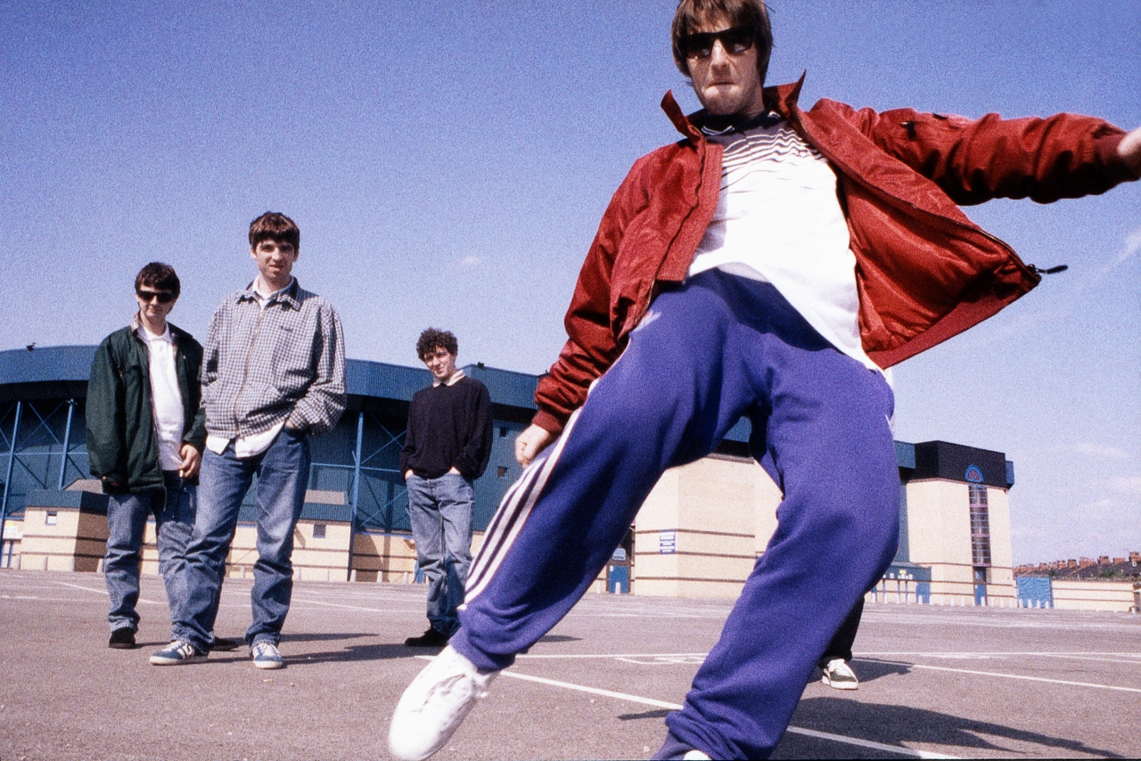 Oasis © Chris Floyd – Not Just Pictures, published by R|A|P [www.reelartpress.com](https://www.reelartpress.com)