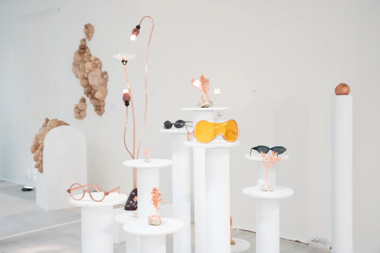 Glasses and copper flowers at Object Rotterdam