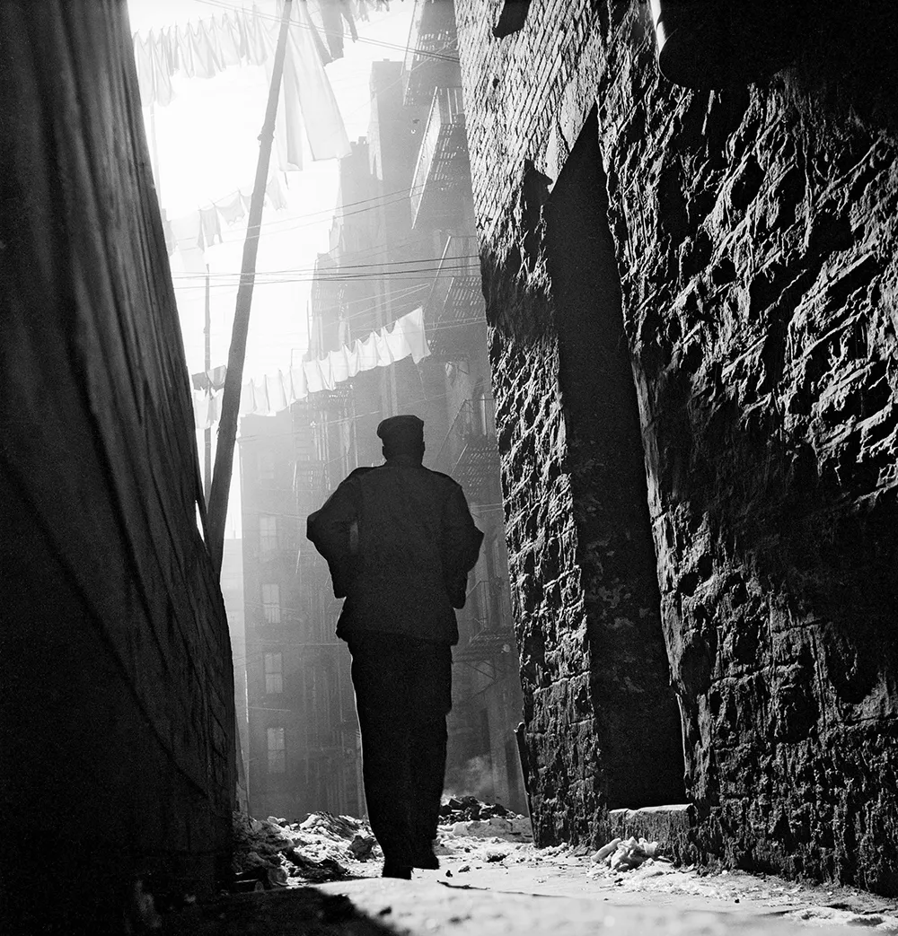 Gordon Parks. Off On My Own, Harlem, New York, 1948. The Gordon Parks Foundation.