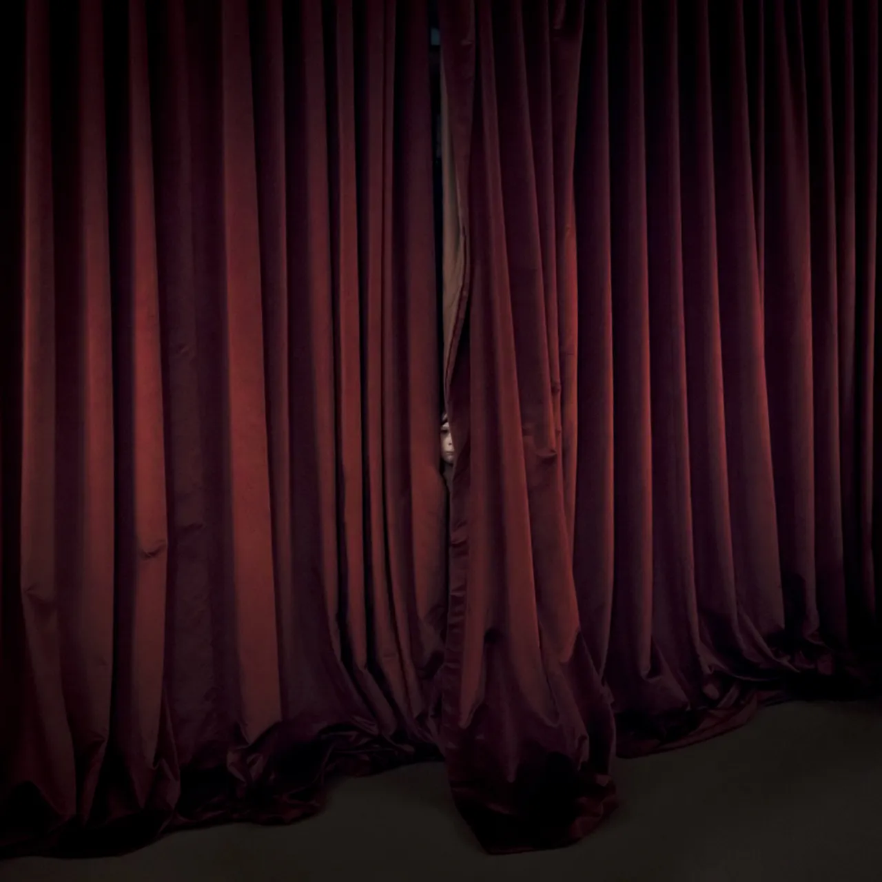 Red curtains, location, Maine 2017 © Cig Harvey courtesy Beetles + Huxley Gallery