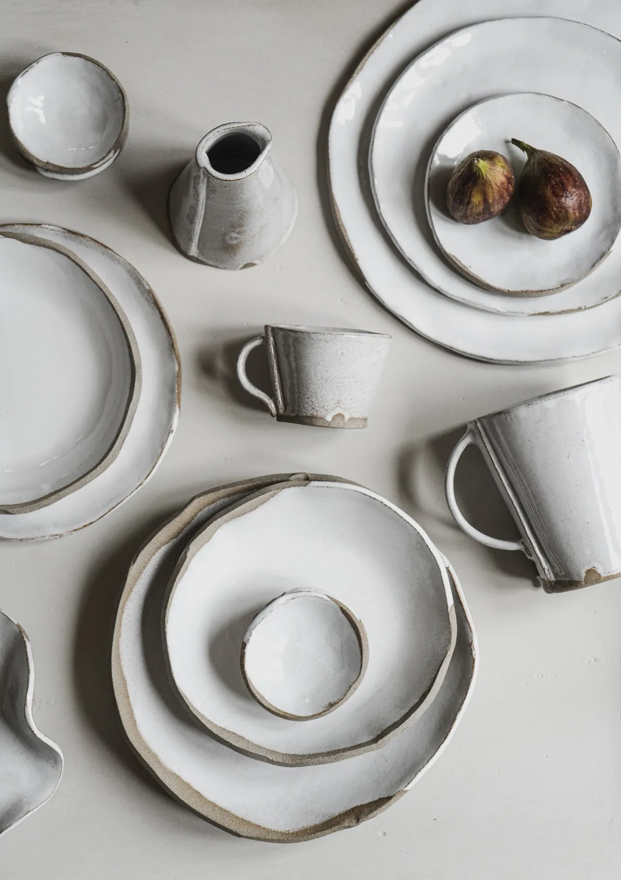 Aires Glossy White Bowls by Every Story