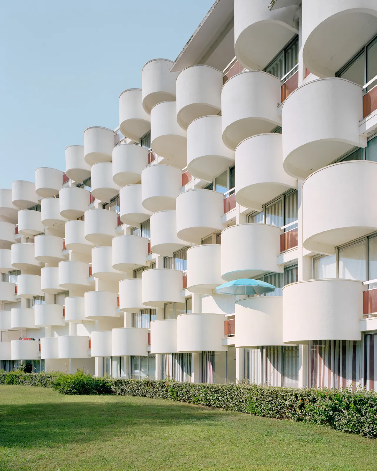 Cap Sud – Le Couchant de La Grande Motte – 2020. © Charly Broyez and Laurent Kronental. Architect: Jean Balladur