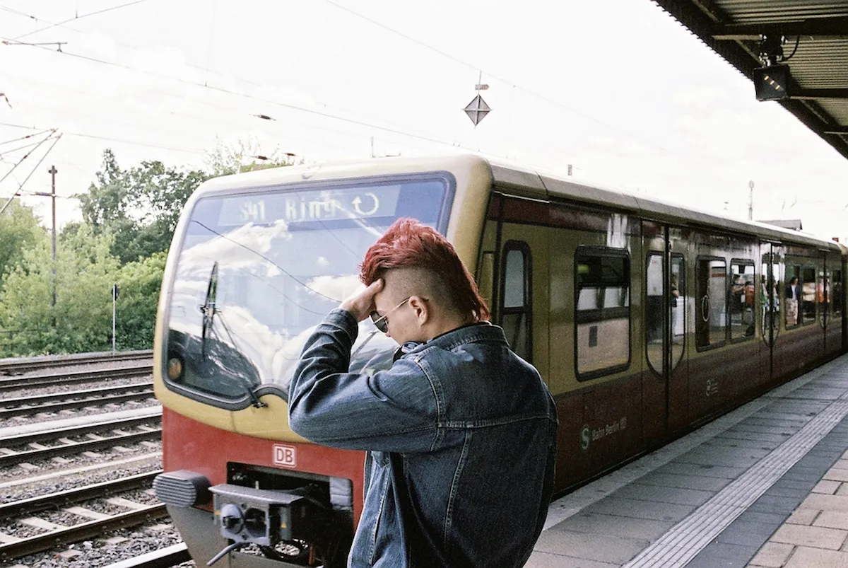 Greifswalder Straße 8 JPG-Format (3.744 KB) 2500 x 1673 Pixel © Ama Split and Riky Kiwy
