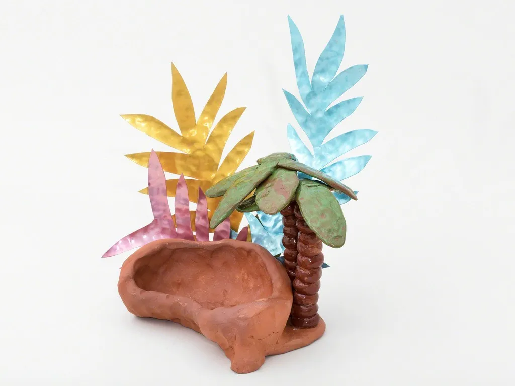 Chris Wolston – Lagoon Ashtray, 2018. Fisher Parrish Gallery