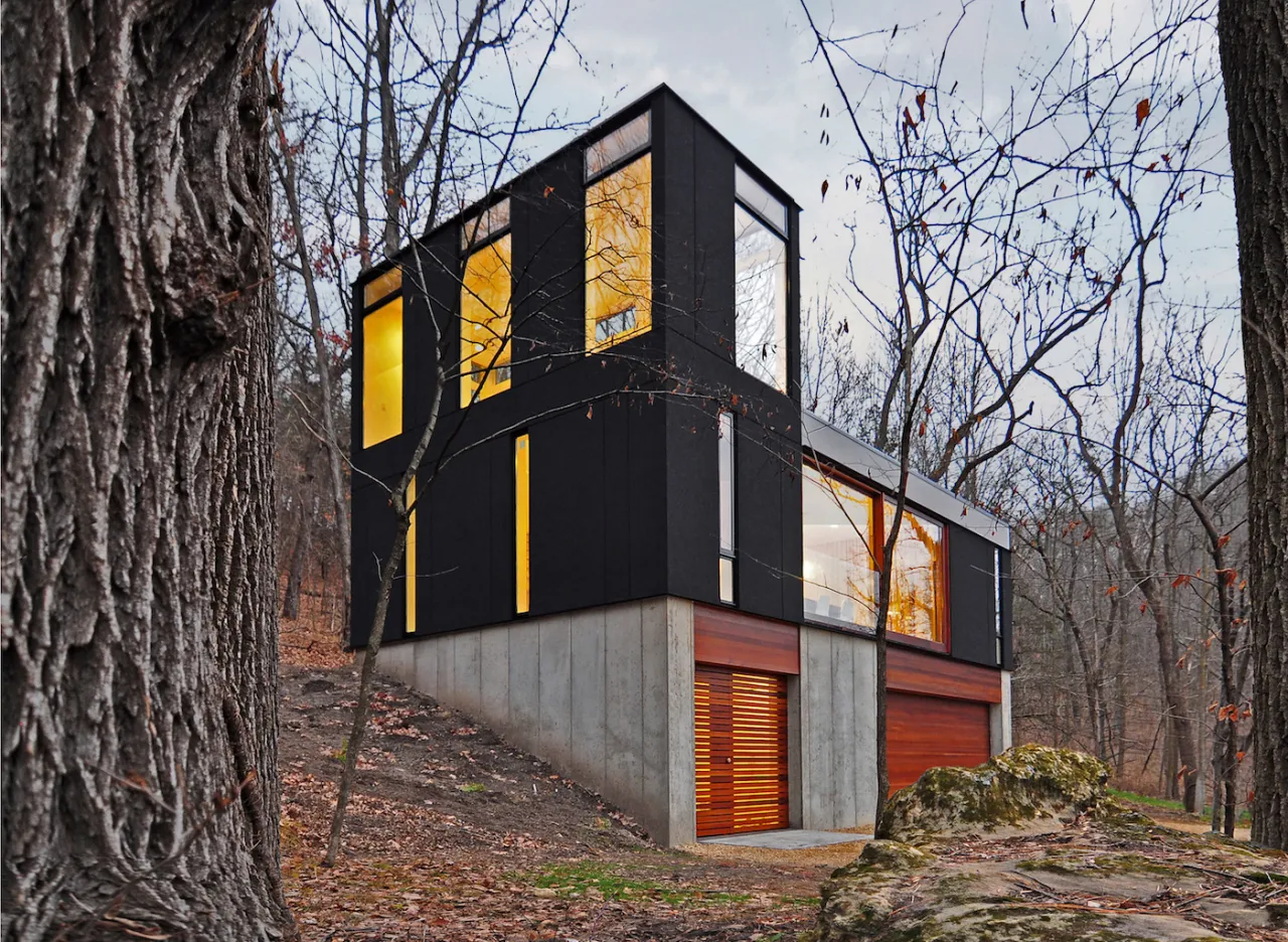 Stacked Cabin, Muscoda, Wisconsin, USA, 2012, Johnsen Schmaling Architects. Picture credit: Johnsen Schmaling Architects/John J.Macaulay (page 48)