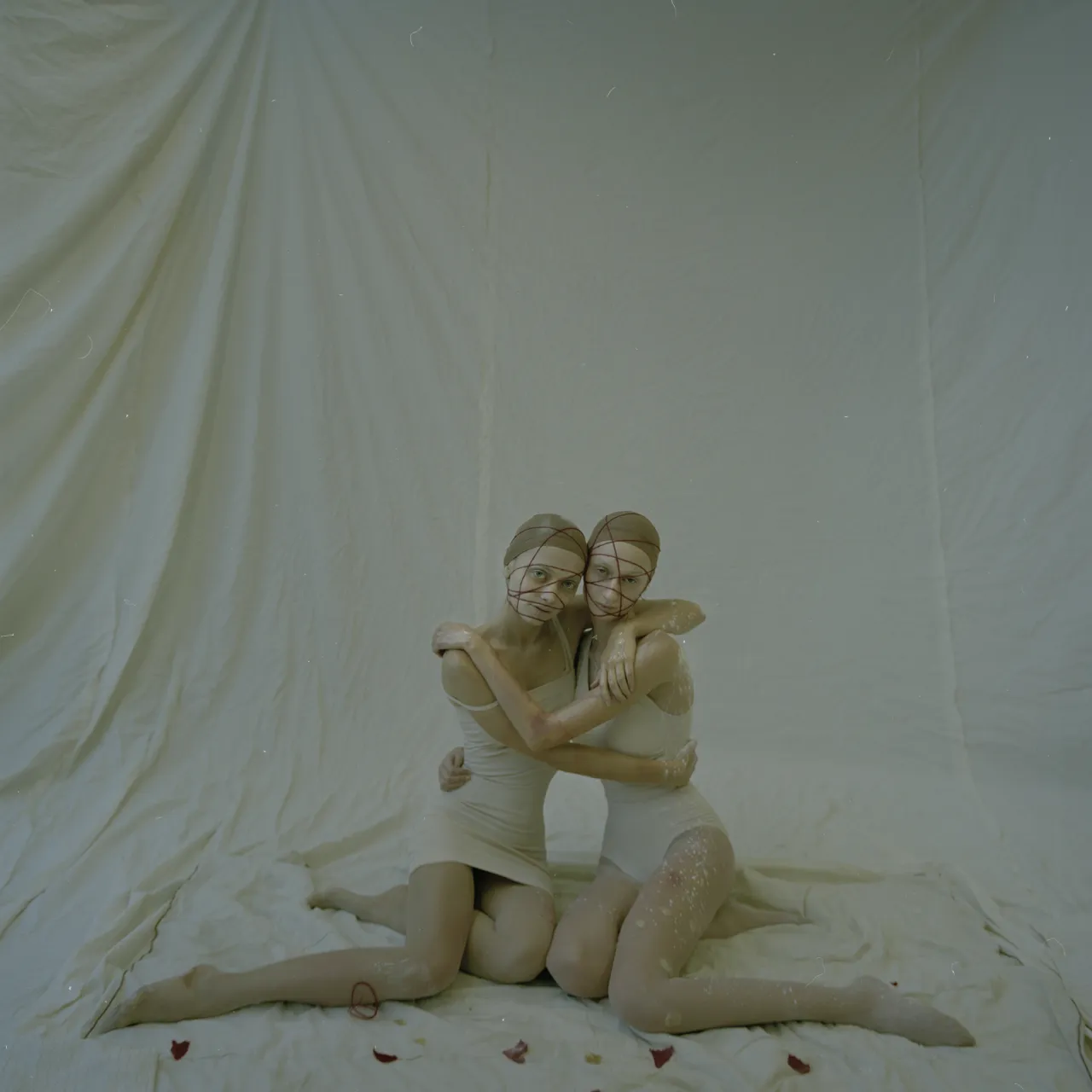 Jovana Mladenovic, Interpretation of monuments