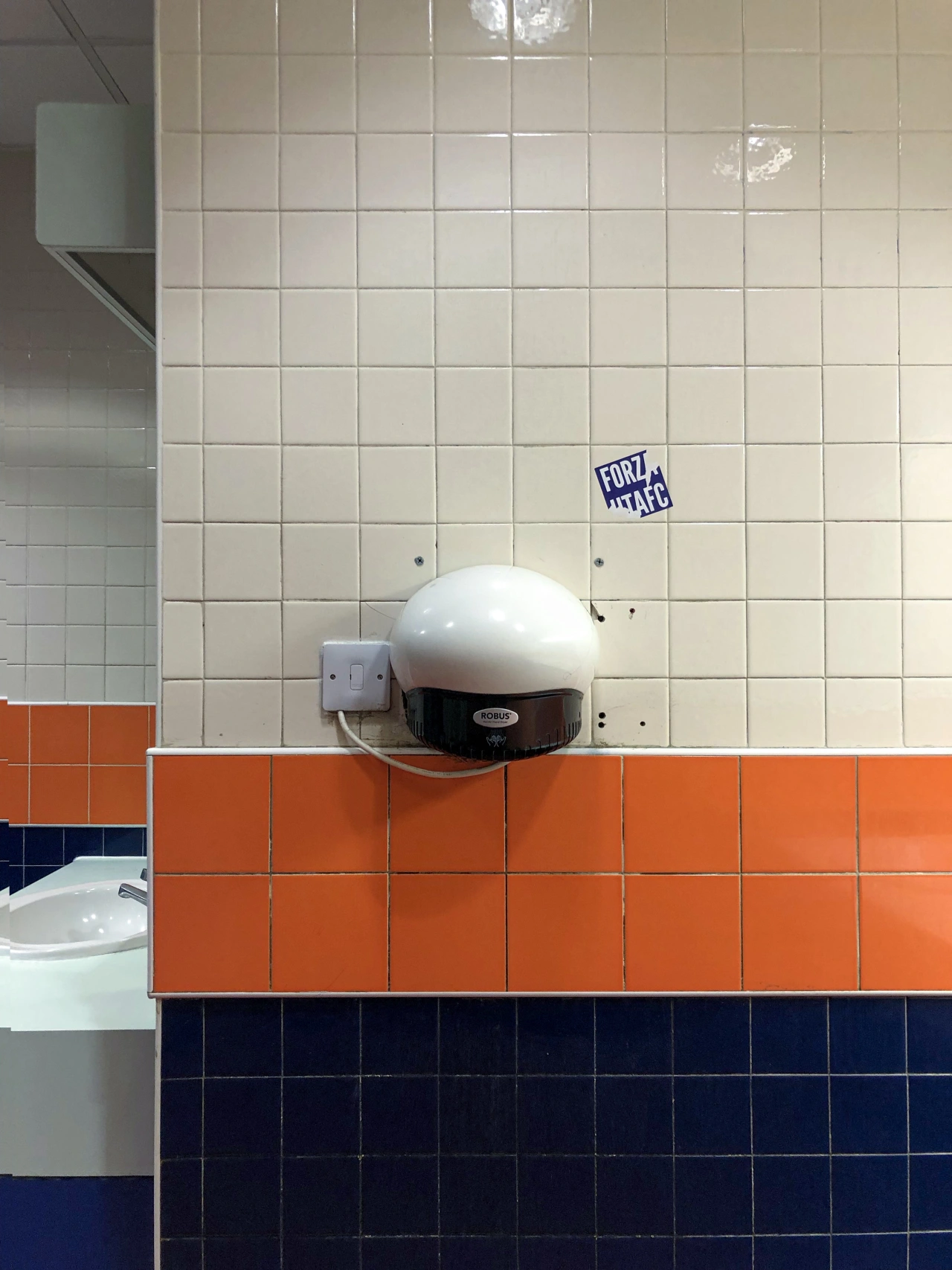 All images from Hand Dryers by Samuel Ryde, published by Unicorn, £10  © [Samuel Ryde](http://www.samuelryde.com) 2020