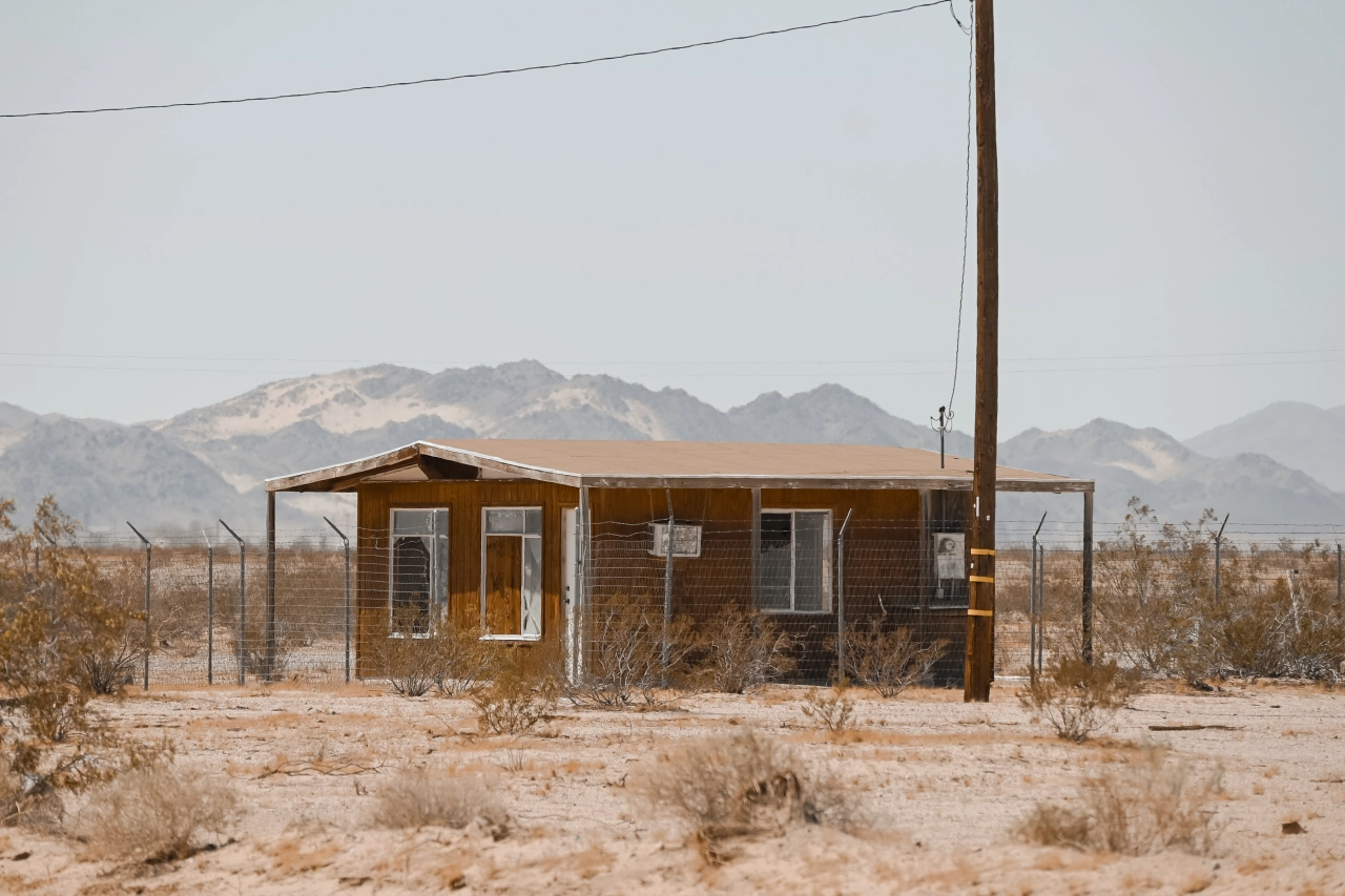 From the series ARID © Helin Bereket