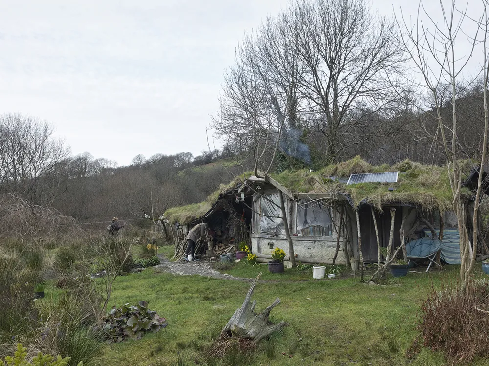Simon Roberts, Mel and Charlie’s Roundhouse, Talley, Carmarthenshire 2016. Courtesy the artist