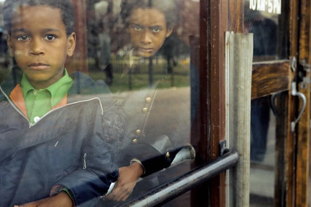 Chicago, April 1977 © Estate of Vivian Maier, Courtesy Maloof Collection and Howard Greenberg Gallery, New York