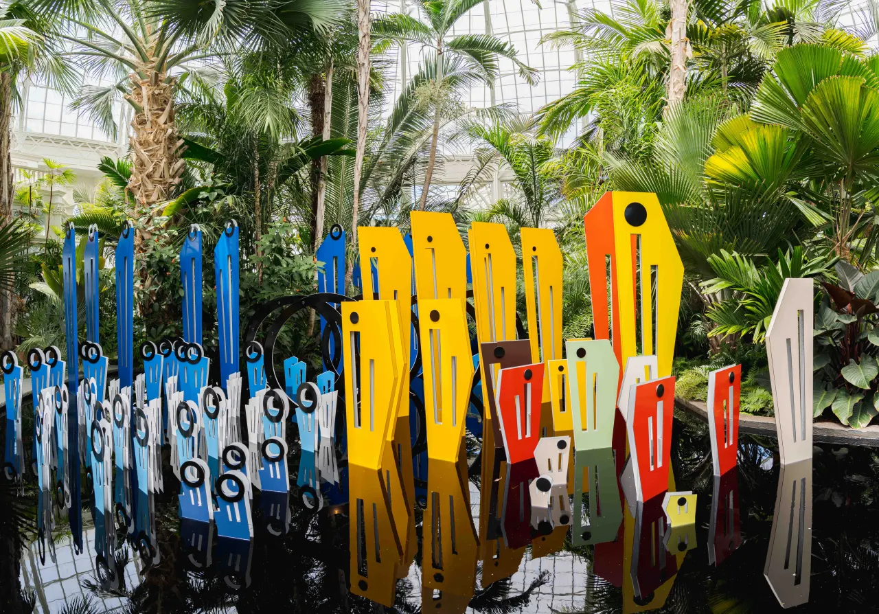 Installation image of “Around the World’s Table”at The New York Botanical Garden. Courtesy The New York Botanical Garden