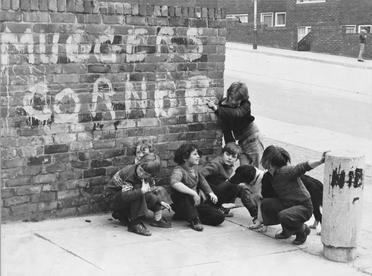 © Tish Murtha
