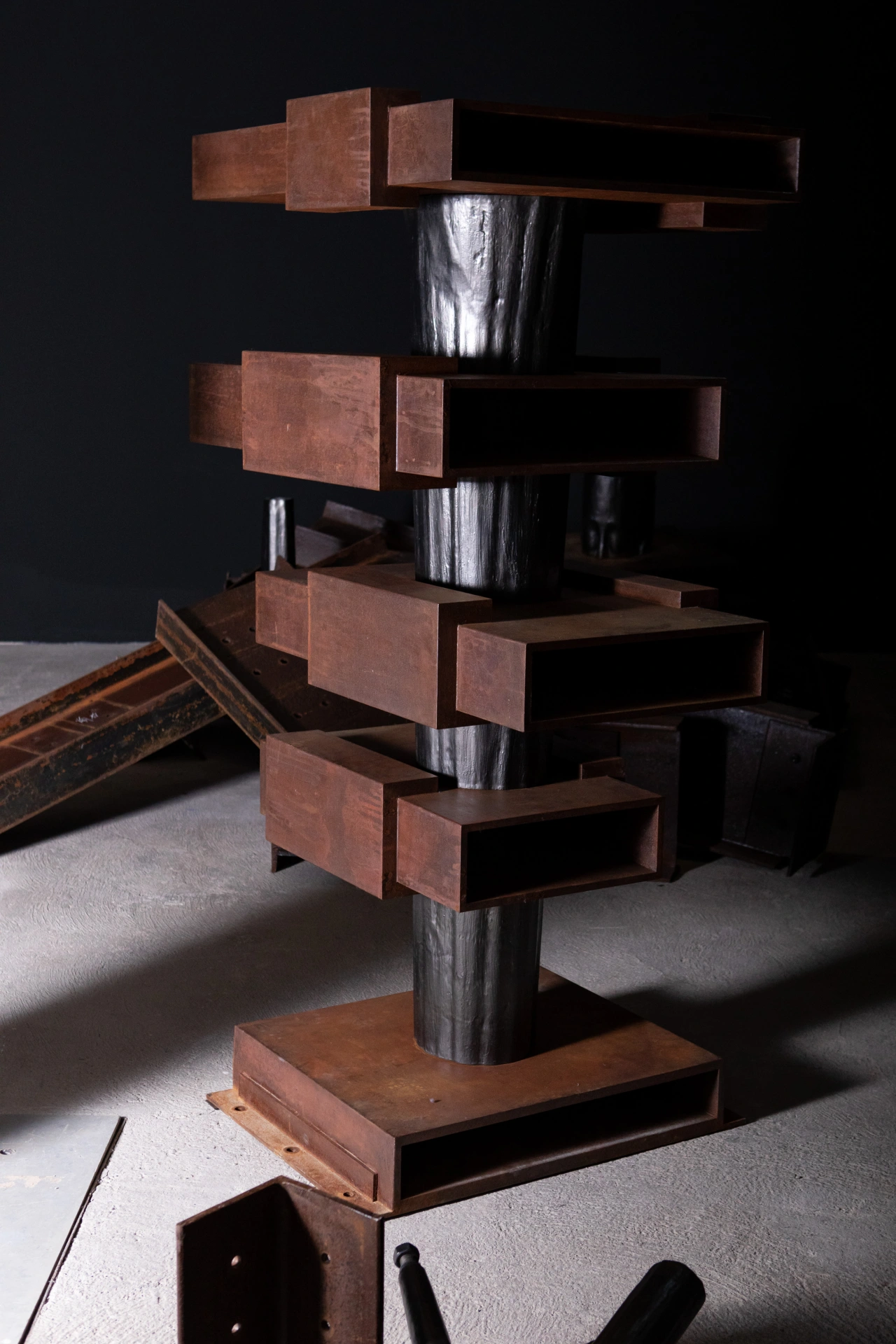 Wallace Chan Totem exhibition at Fondaco Marcello © Massimo Pistore