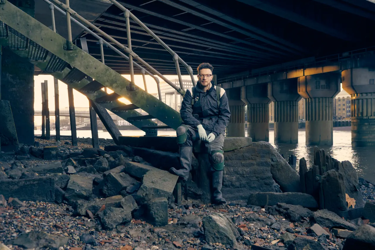 From the series, Mudlarks of London © Tom Harrison