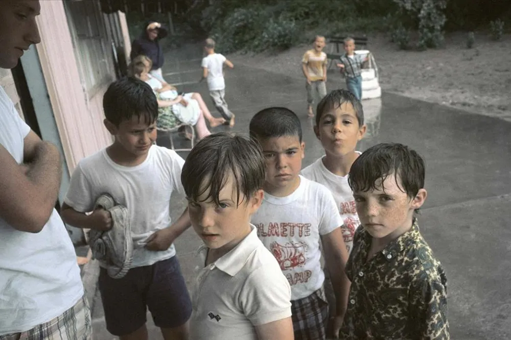 North Shore Chicago, July 1967 © Estate of Vivian Maier, Courtesy Maloof Collection and Howard Greenberg Gallery, New York