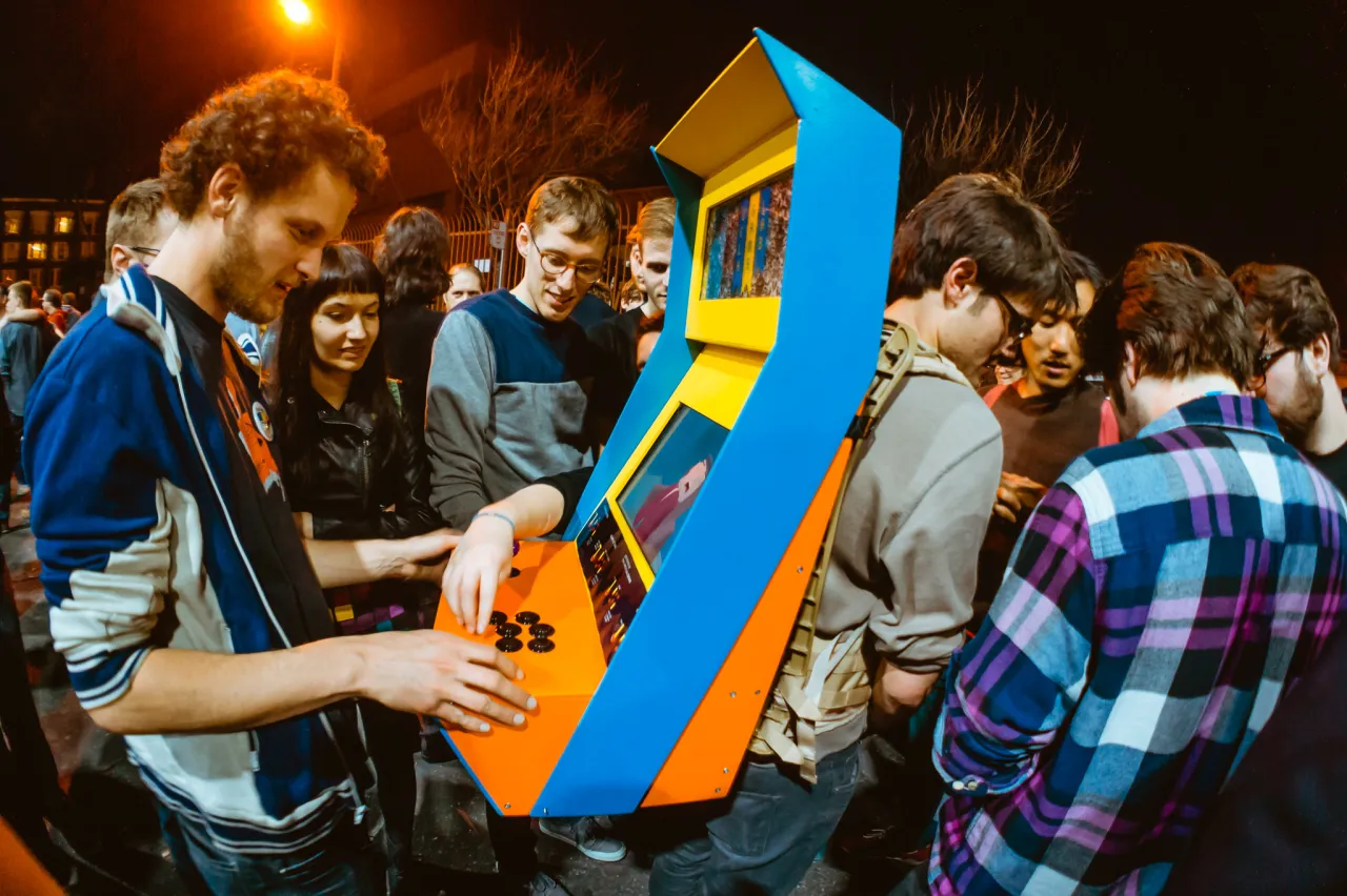Resembling a miniature replica of an arcade machine, the Arcade Backpack was created to show a rotating selection of independent and experimental videogames in surprising settings. Credit: UCLA Games Lab (Photo by Robin Baumgarten)