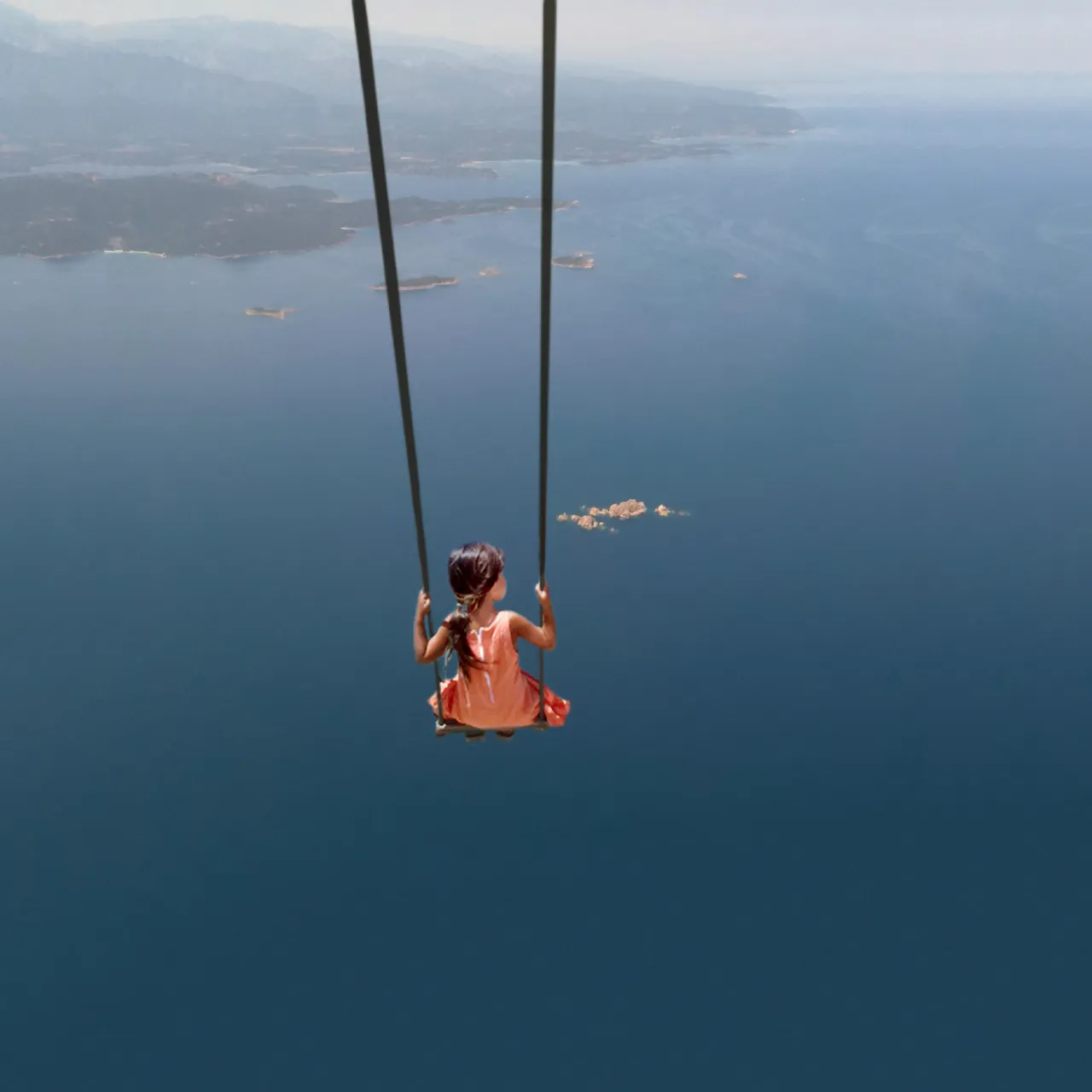 Hélène Vallas Vincent, Villejuif, France, Flying Blue Corsica © Hélène Vallas Vincent, 2017