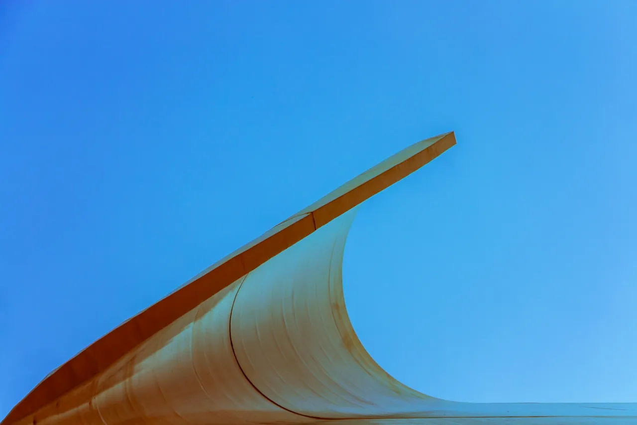 An awesome wave