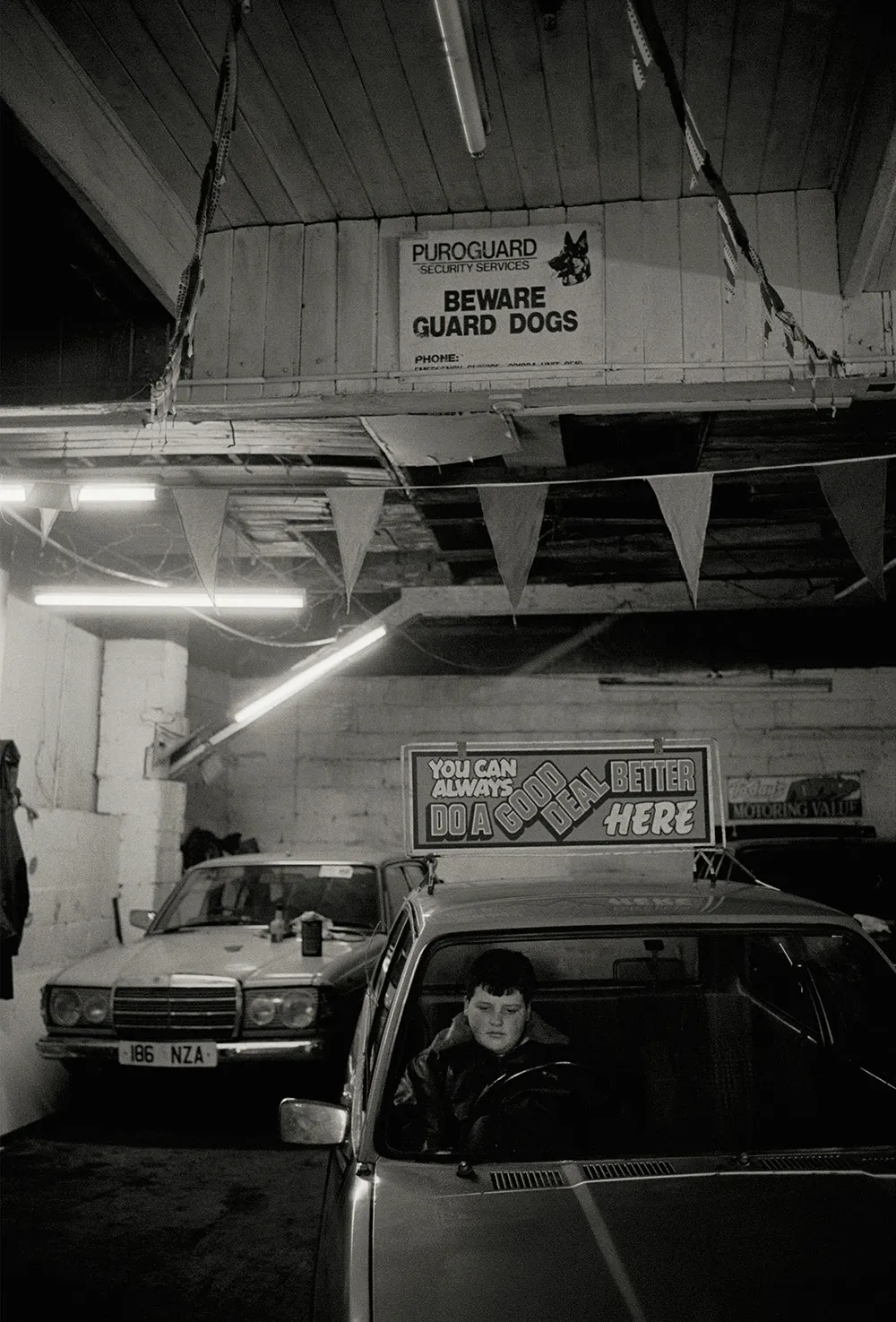 Dublin, 1991 © Krass Clement courtesy RRB PhotoBooks