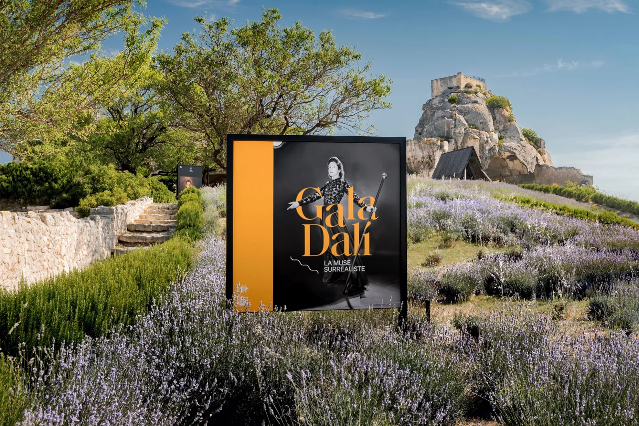 Gala Dalí by [République Studio](https://www.republique.studio), using Saol Display by Schick Toikka