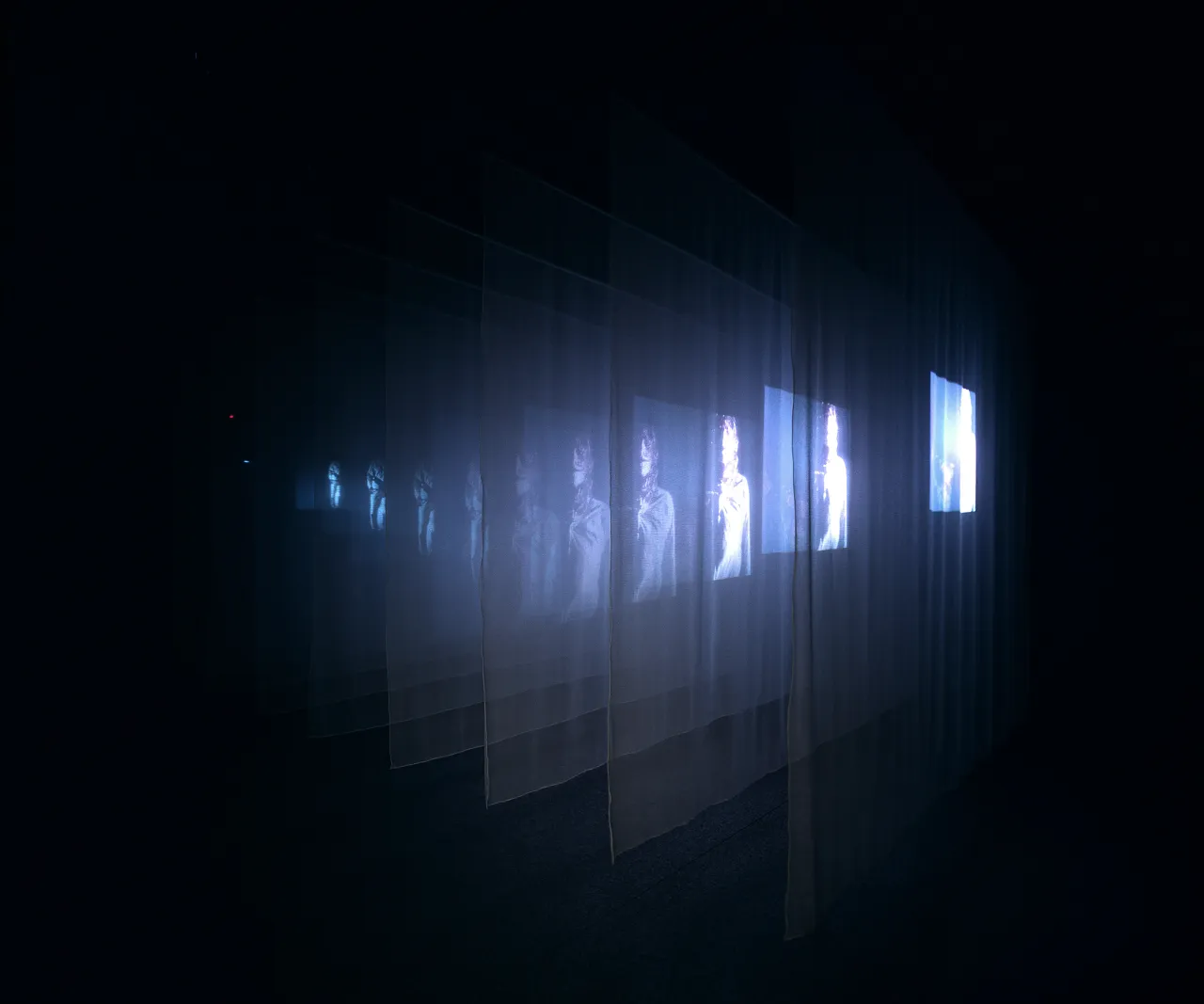 The Veiling, 1995 Video/sound installation 30:00 minutes Performers: Lora Stone, Gary Murphy Courtesy Bill Viola Studio © Bill Viola Photo: Roman Mensing