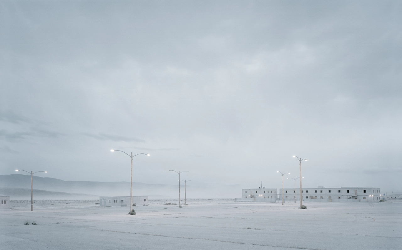 Tiefort City VIII, Fort Irwin, US Army, Mojave Desert, California, USA, 2016. From the series The Potemkin Village © Gregor Sailer and VG Bild-Kunst, Bonn 2022